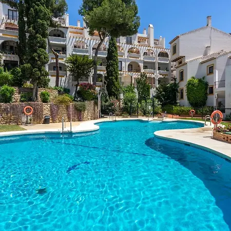 Cozy With Pool By Costarentals - Ref 153 * Sitio de Calahonda