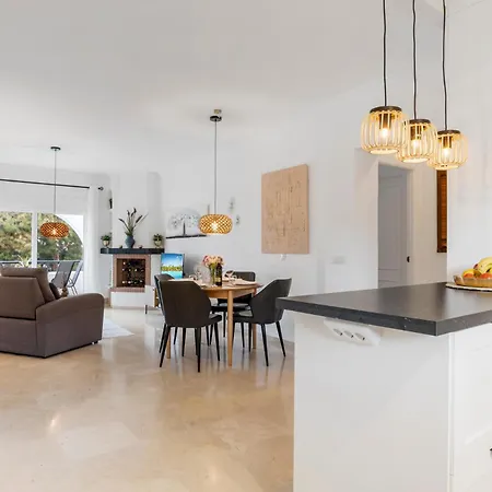 Apartamento Cozy With Pool By Costarentals - Ref 153 *